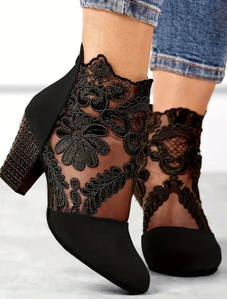 Charlotte | Womens White Heels 3