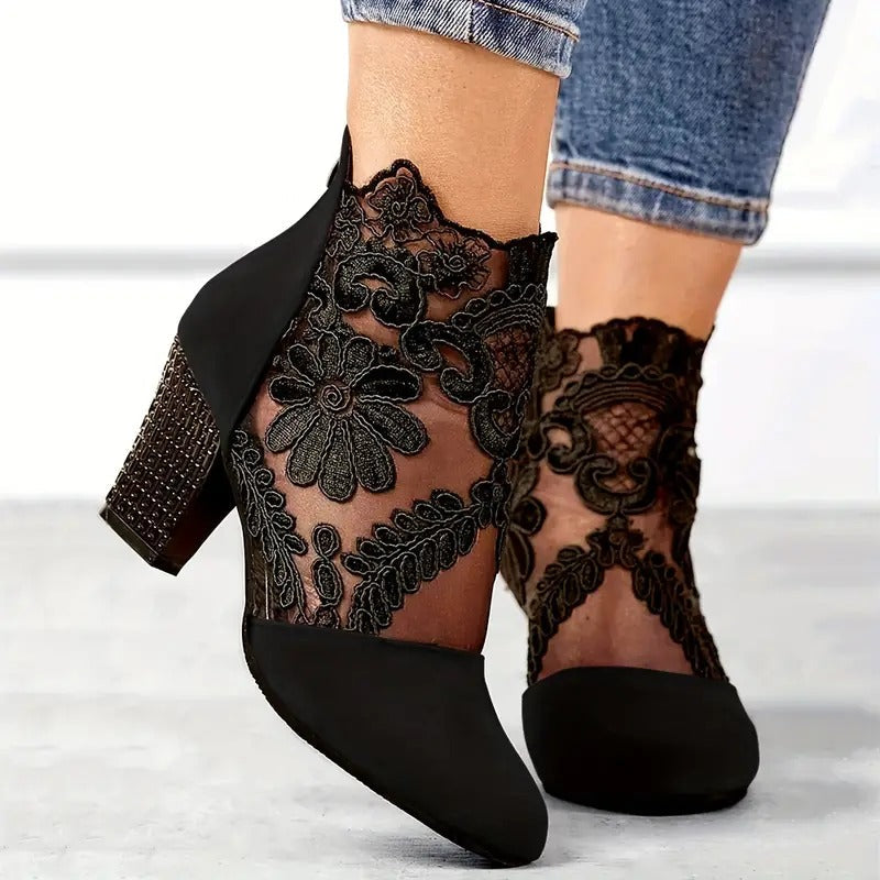 Charlotte | Womens White Heels 3