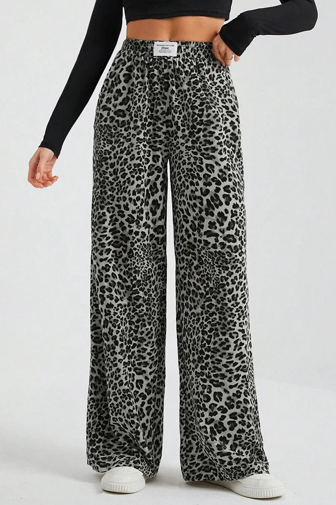 Women's Wide-Leg Trousers – Leopard Print, Relaxed Fit with Pockets