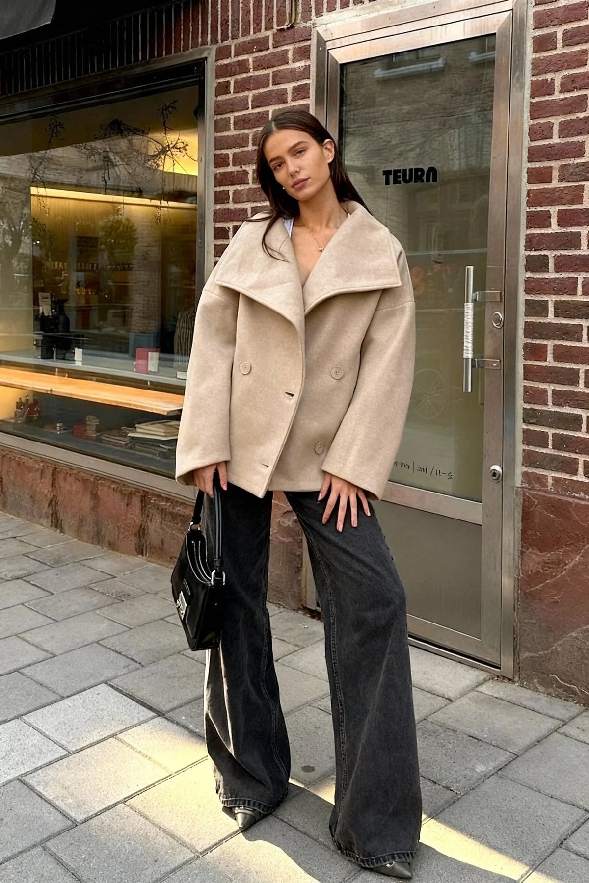 Women's Oversized Collared Double Breasted Coat