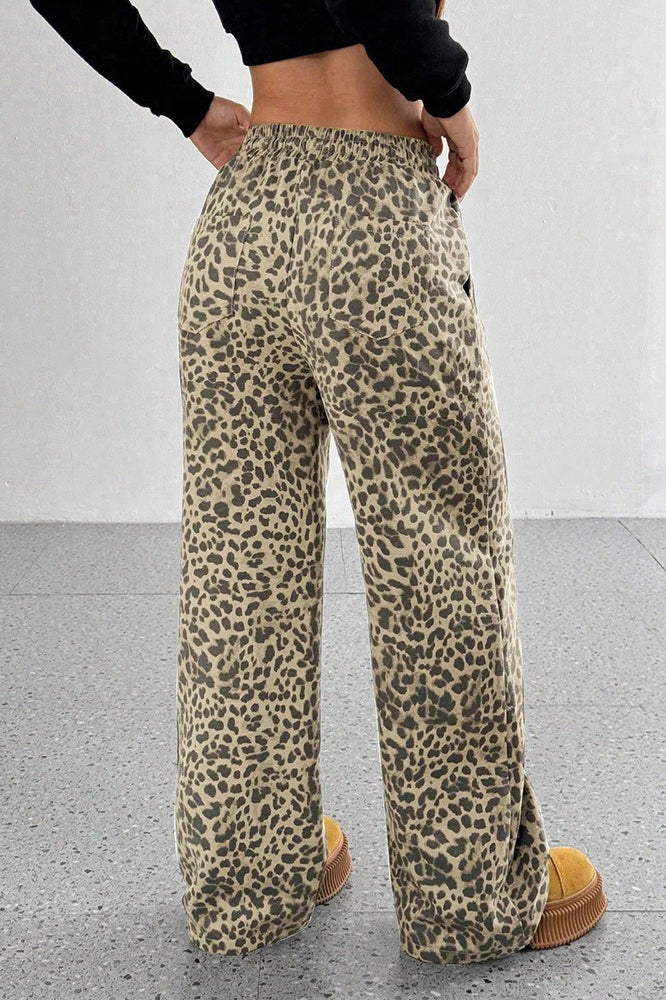 Women's Wide-Leg Trousers – Leopard Print, Relaxed Fit with Pockets