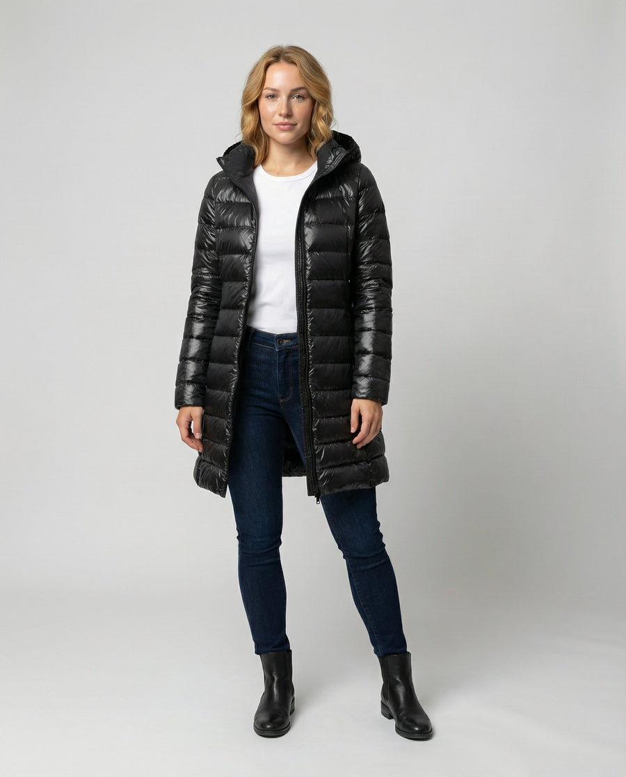 Women's Ultra-Light Puffer Jacket – Removable Hood & Fitted Cut