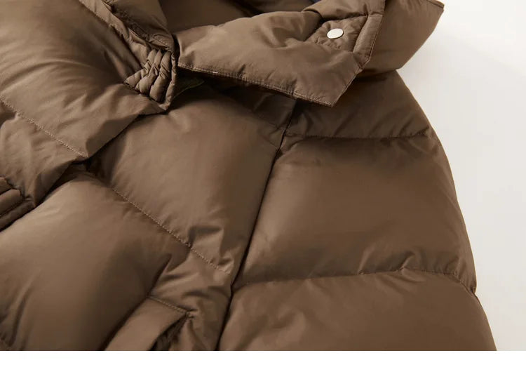 Women's Cropped Quilted Puffer Jacket with High Collar and Snap Buttons