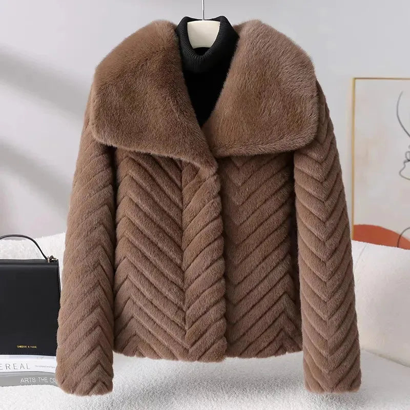 Women's Cropped Faux Fur Jacket with Chevron Quilted Pattern and Collar
