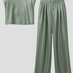Two-Piece Set with Cropped Top and Wide-Leg Pants 1