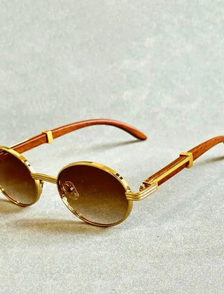 Unisex Elegant Metal Frame Sunglasses | Stylish Wood-Effect Temples for All Seasons 1