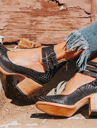 Verona | Vintage Strappy Ankle Strap Heels 6