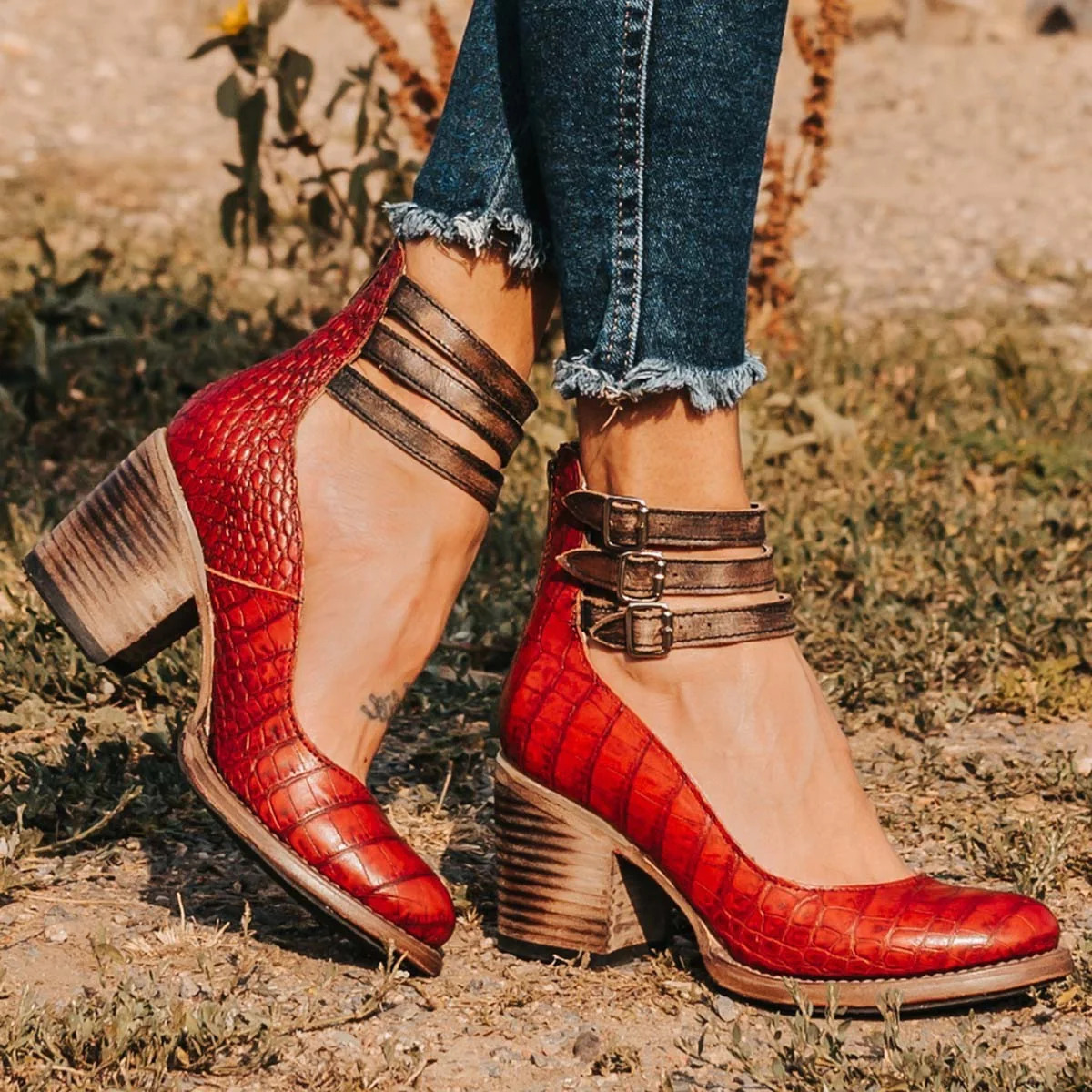 Verona | Vintage Strappy Ankle Strap Heels 7