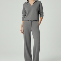 Womens Two-Piece Set with V-Neck Top and Wide-Leg Pants 8
