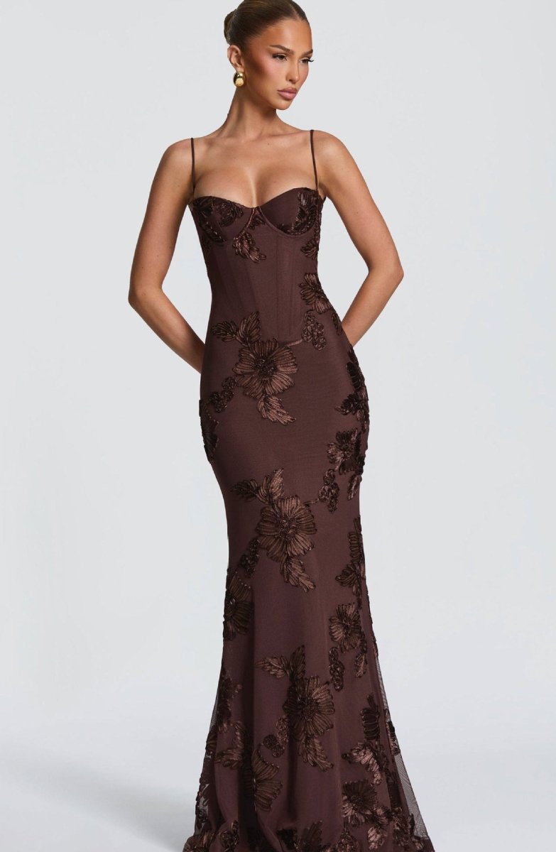 Women's Elegant Lace Maxi Dress | Figure-Hugging Flared Evening Gown 3