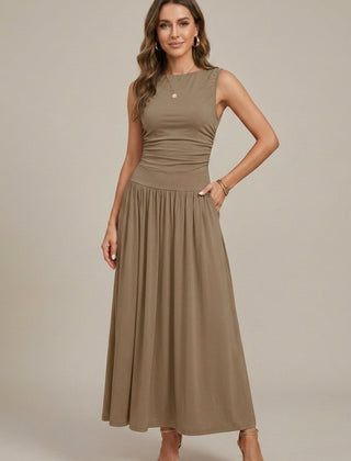 Women's Elegant Maxi Dress | Sleeveless Ruched Waist with Pockets | Flattering Summer Evening Dress 3