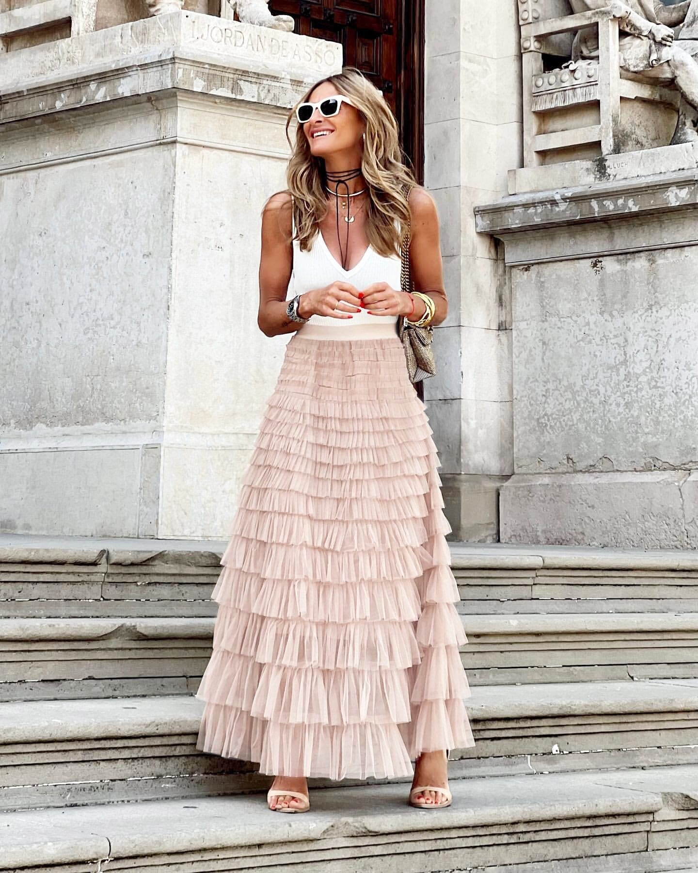 Women's Elegant Tulle Maxi Skirt | Flattering High-Waist Black Skirt for All Occasions 2