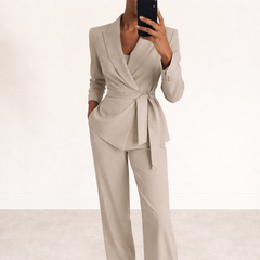 Women's Elegant White Suit | Chic Fitted Jacket with Wide Trousers 3
