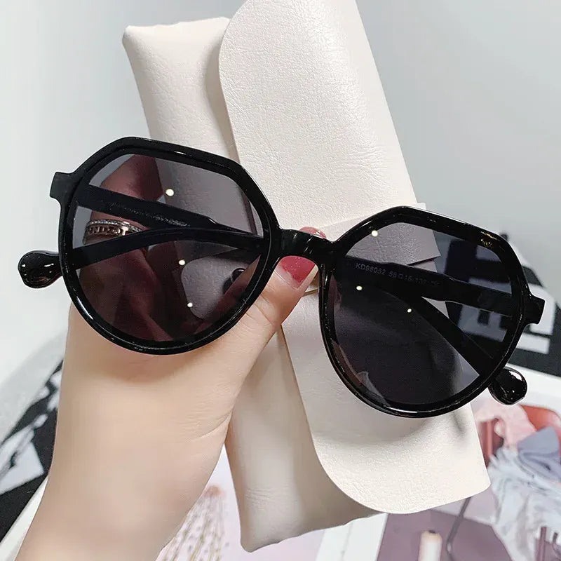 Women's Geometric Oversized Sunglasses | Elegant Retro Fashion Shades 0
