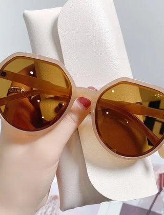 Women's Geometric Oversized Sunglasses | Elegant Retro Fashion Shades 4
