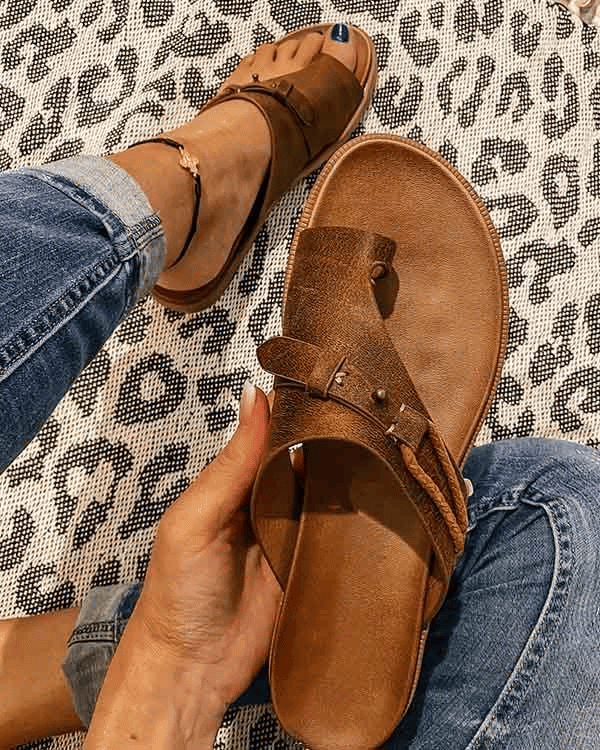 Women's Minimalist Leather Flat Sandals | Chic Comfortable Summer Footwear 0
