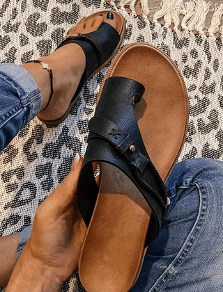 Women's Minimalist Leather Flat Sandals | Chic Comfortable Summer Footwear 1