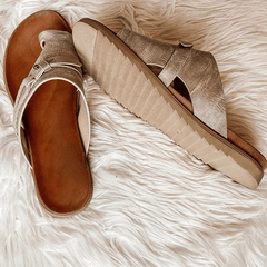 Women's Minimalist Leather Flat Sandals | Chic Comfortable Summer Footwear 4
