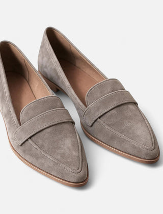 Women's Premium Leather Loafers | Elegant Vintage Pointed-Toe Shoes 1