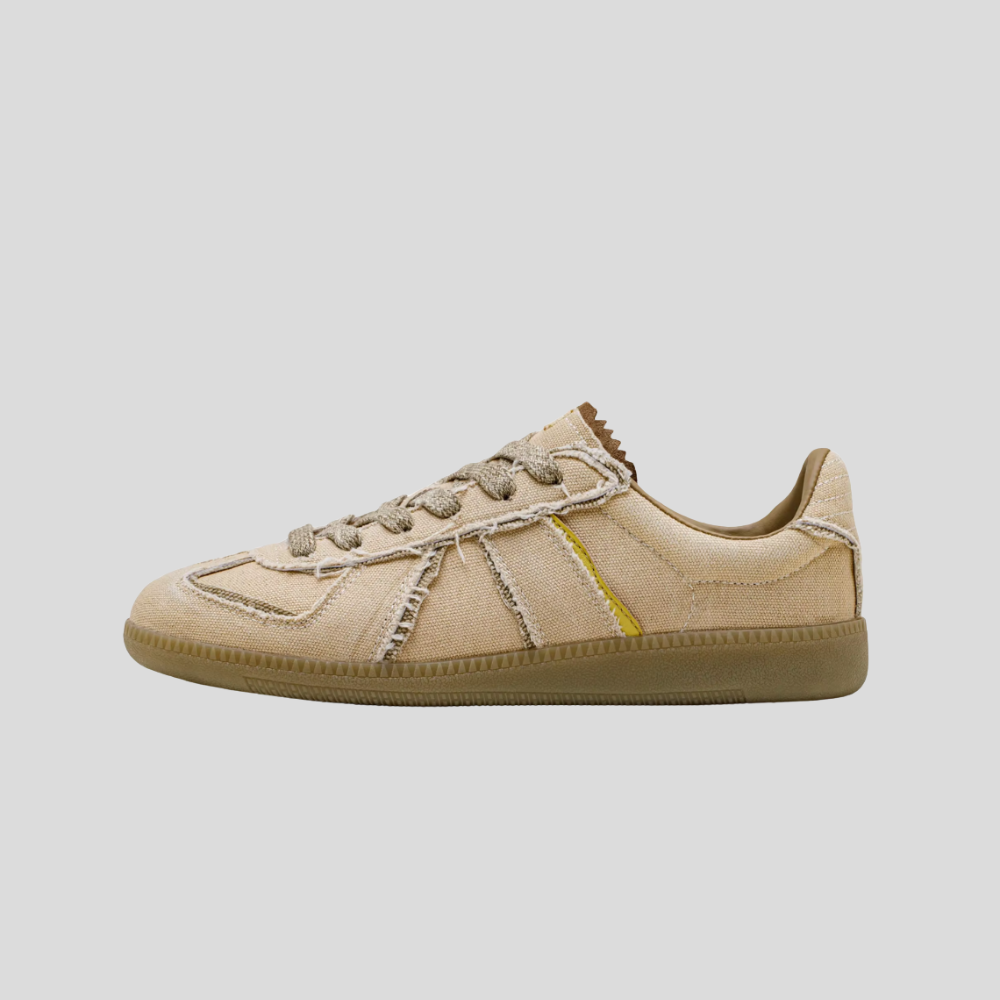 Women's Retro Low Top Sneakers With Suede And Leather Upper