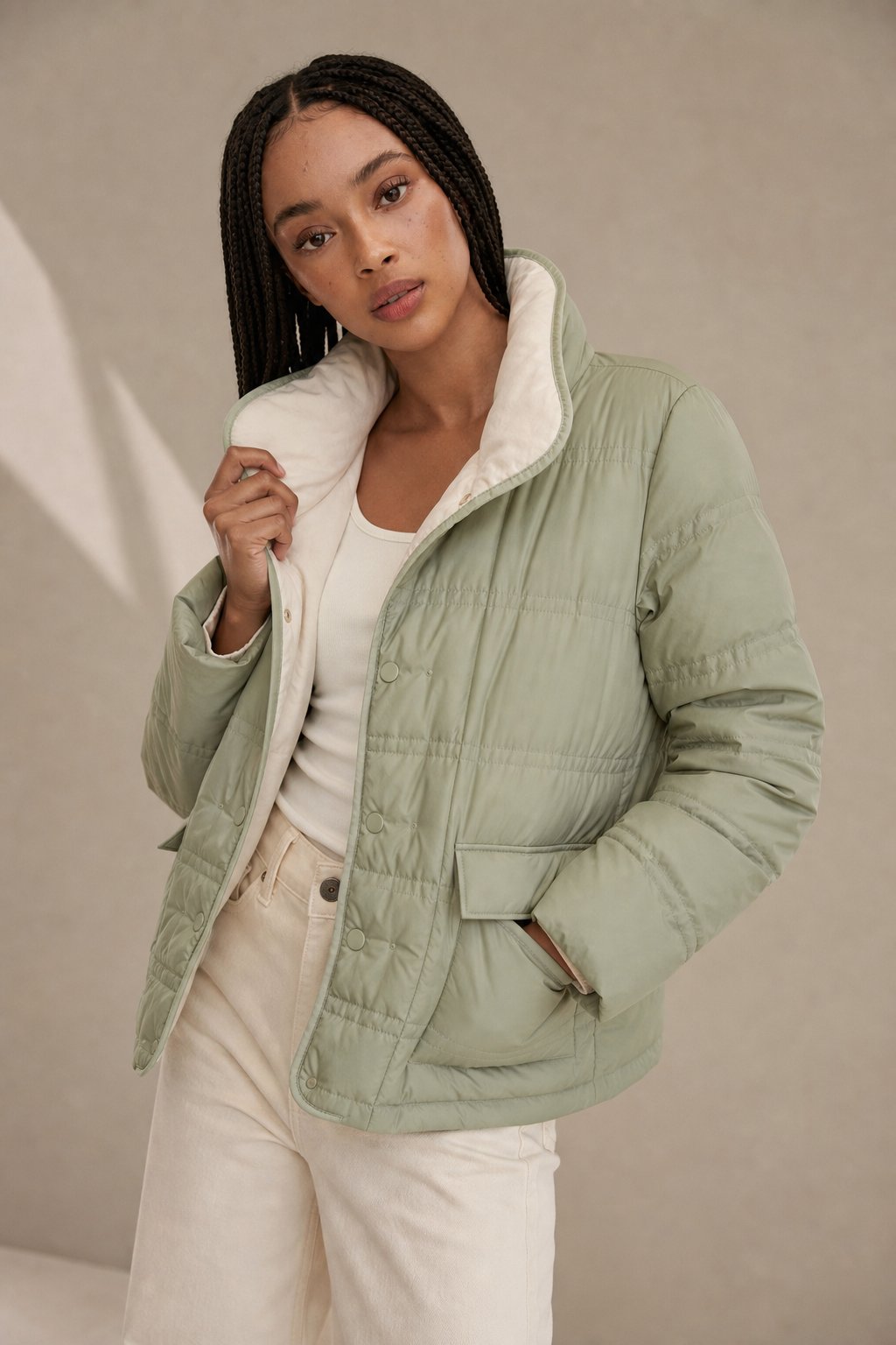 Women's Quilted Down Jacket With Sherpa Collar Snap Buttons and Front Flap Pocket