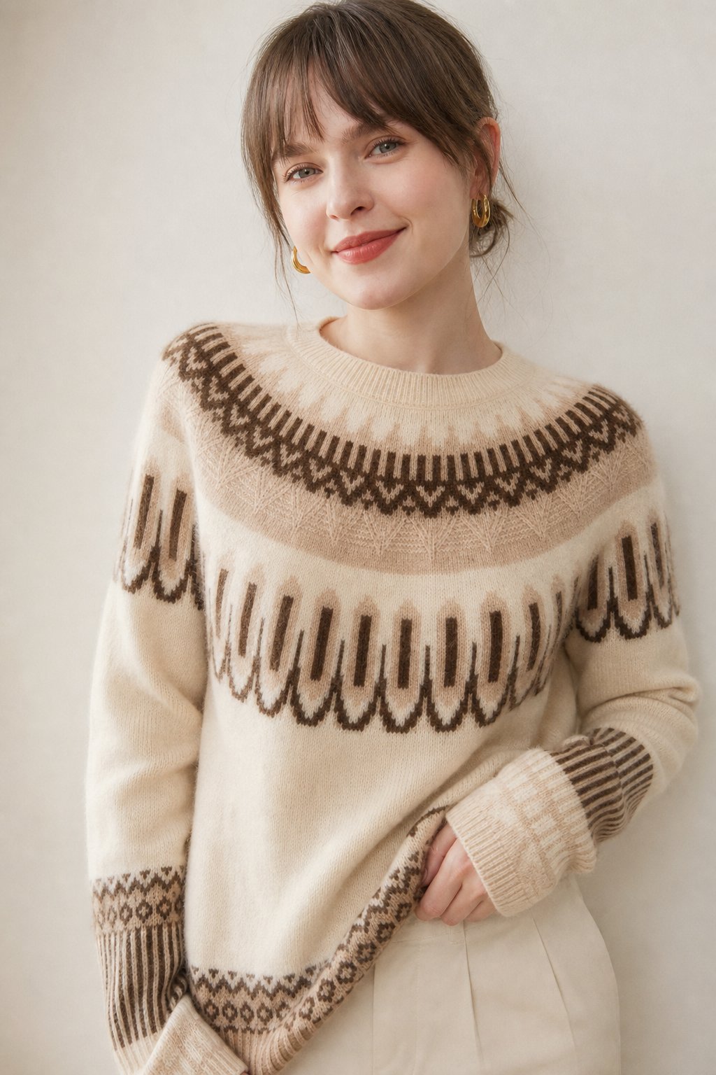 Women's Cashmere Fair Isle Sweater with Crew Neck and Long Sleeves