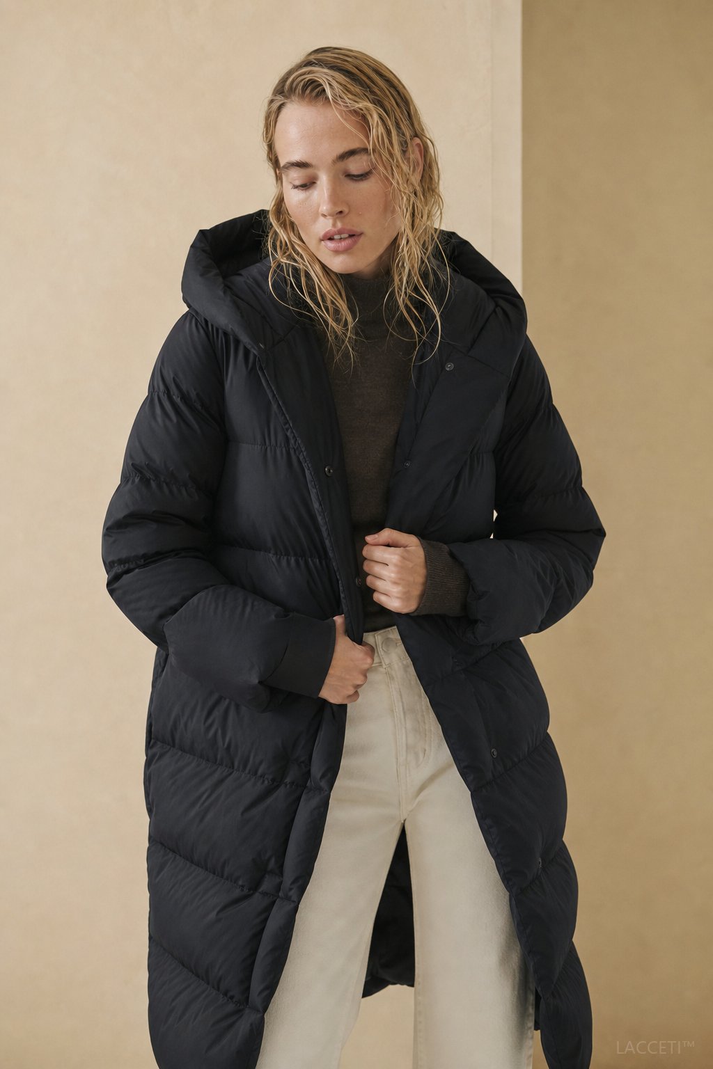 Women's Long Down Puffer Coat with Hood and Zip Front