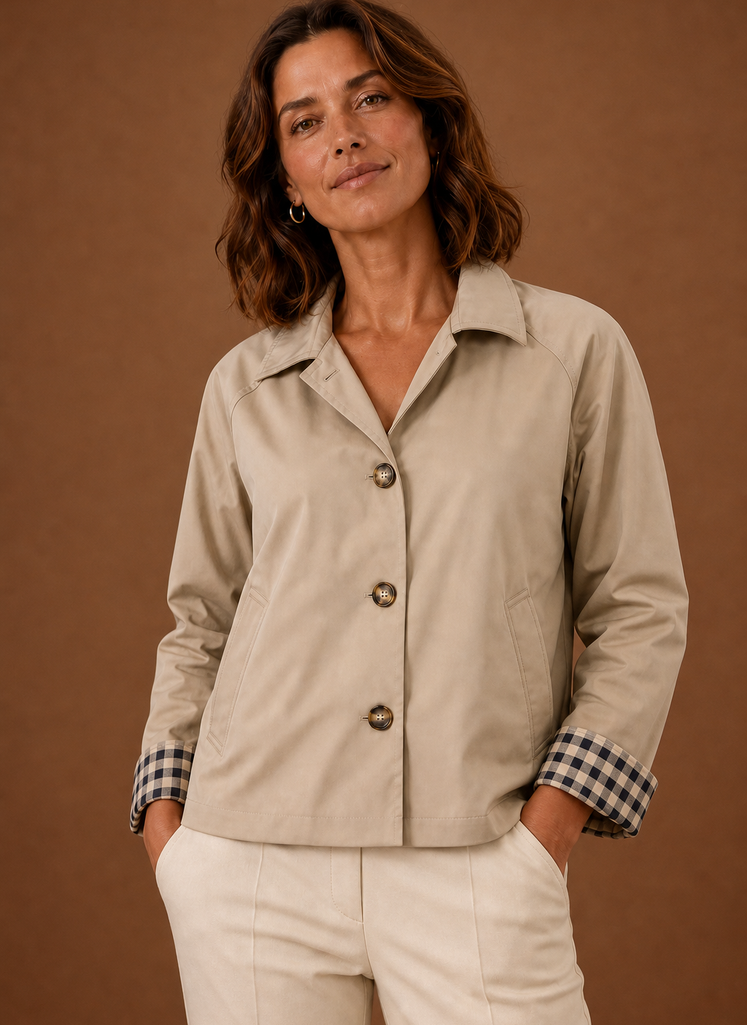 Women's Lightweight Button Front Jacket with Collar and Side Pockets