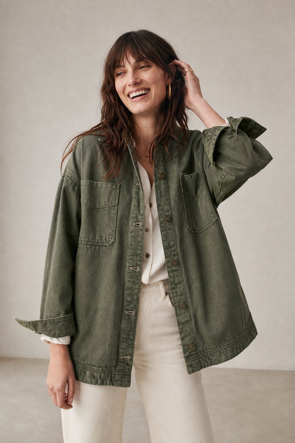 Women's Oversized Denim Shirt Jacket with Button Front and Pockets