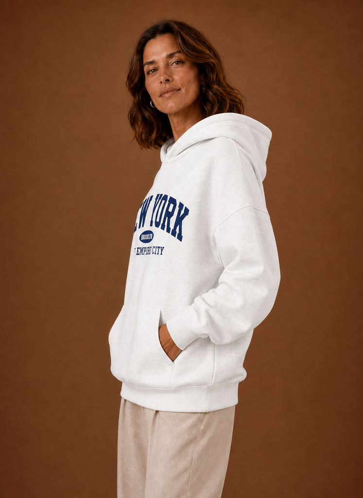 Women's Oversized Pullover Hoodie with New York Graphic Print