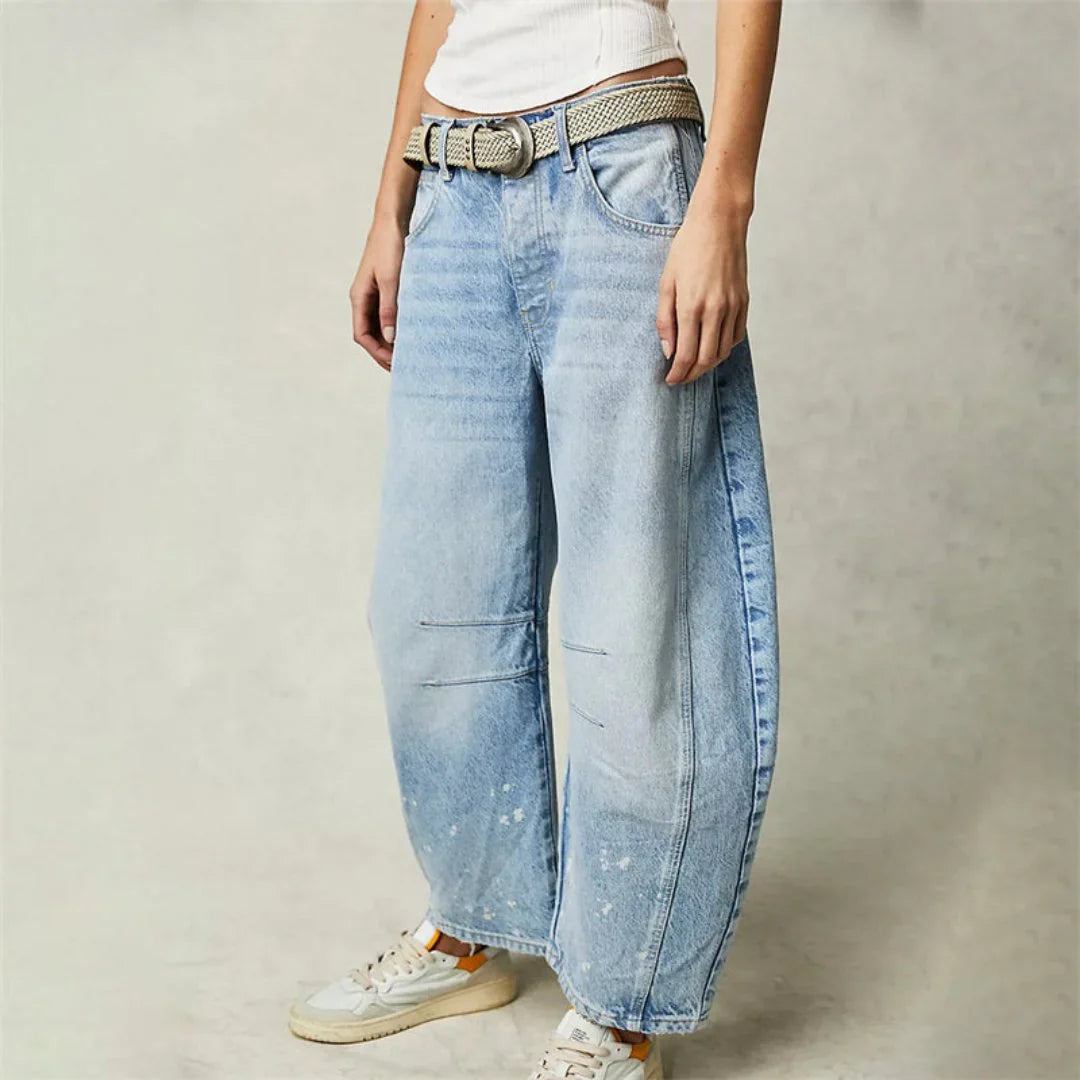 Women's Mid Rise Cropped Barrel Jeans in Heavyweight Denim