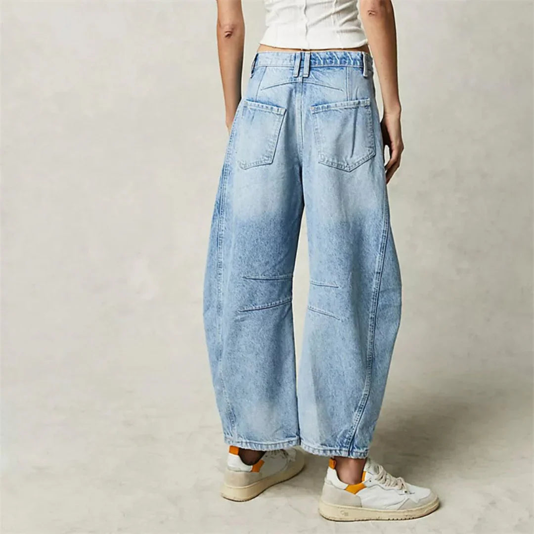 Women's Mid Rise Cropped Barrel Jeans in Heavyweight Denim