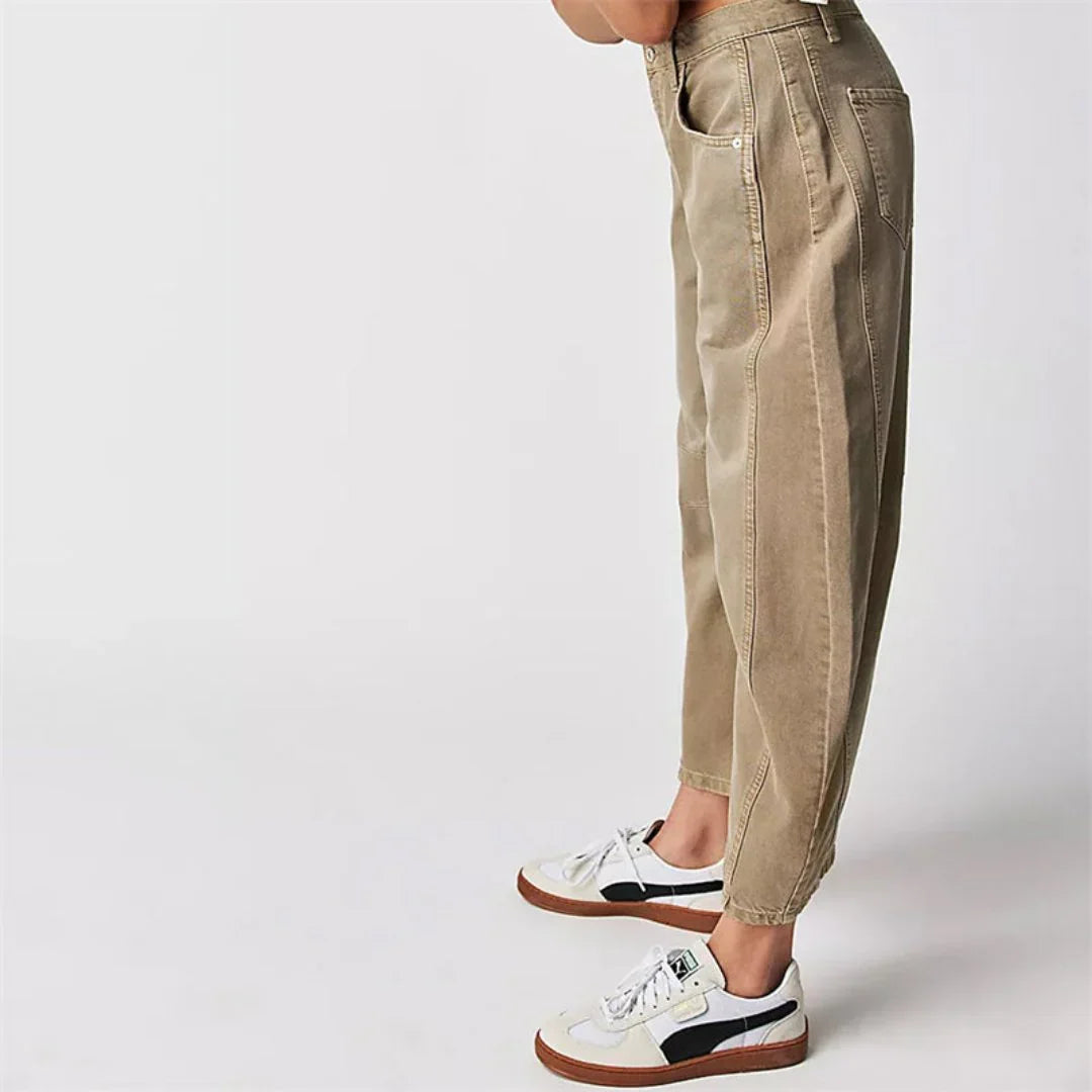 Women's Mid Rise Cropped Barrel Jeans in Heavyweight Denim