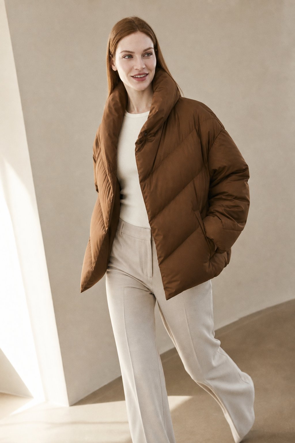 Women's Hooded Down Puffer Jacket with Zip Front and Pockets