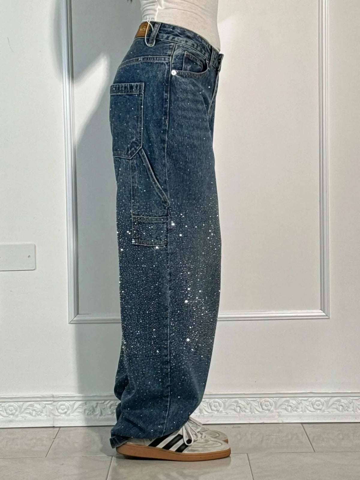 Women's Balloon Fit Cargo Jeans with Sparkling Embellishments