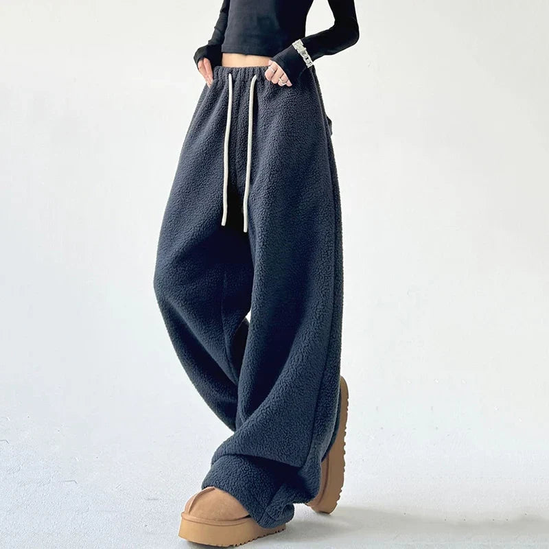Women's Oversized Fleece Sweatpants with Wide Leg and Drawstring Waist
